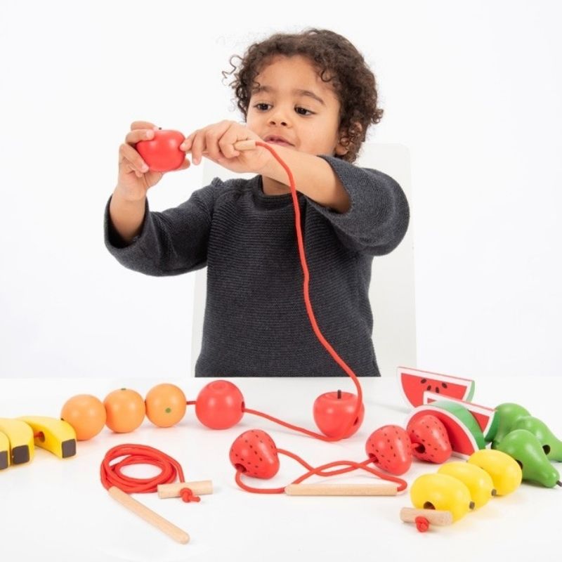 Fruits en bois à lacer Montessori  - Jouets sensoriels pour enfants