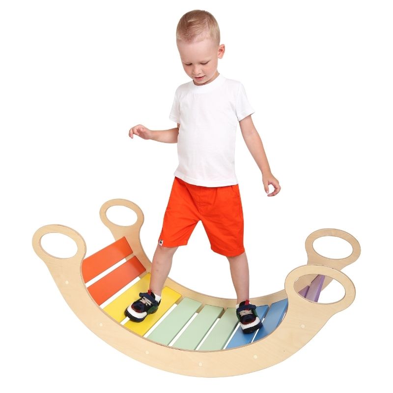 Tunnel en bois à bascule - Jeux et jouets sensoriels pour enfants