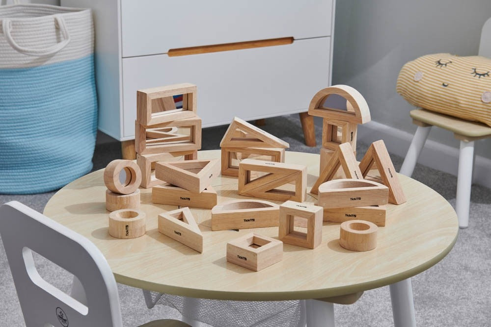 8 Blocs sensoriels en bois avec inserts miroir TickiT®- jeux enfants