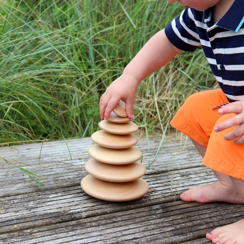 7 galets en bois pour l'équilibrage et l'empilage - Jeux imaginatifs - Jilu